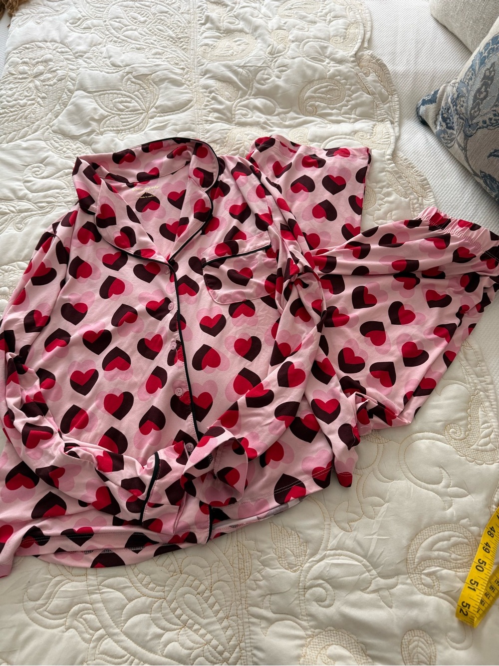 Kate Spade Women’s  Pink Heart Print Pajama Set - Classic Button-Down
